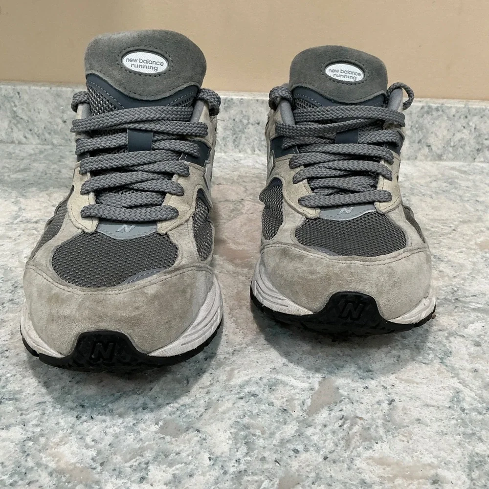 New Balance Sneaker 2002R Size 10 Grey Steel M2002RST Suede Mesh Low Top